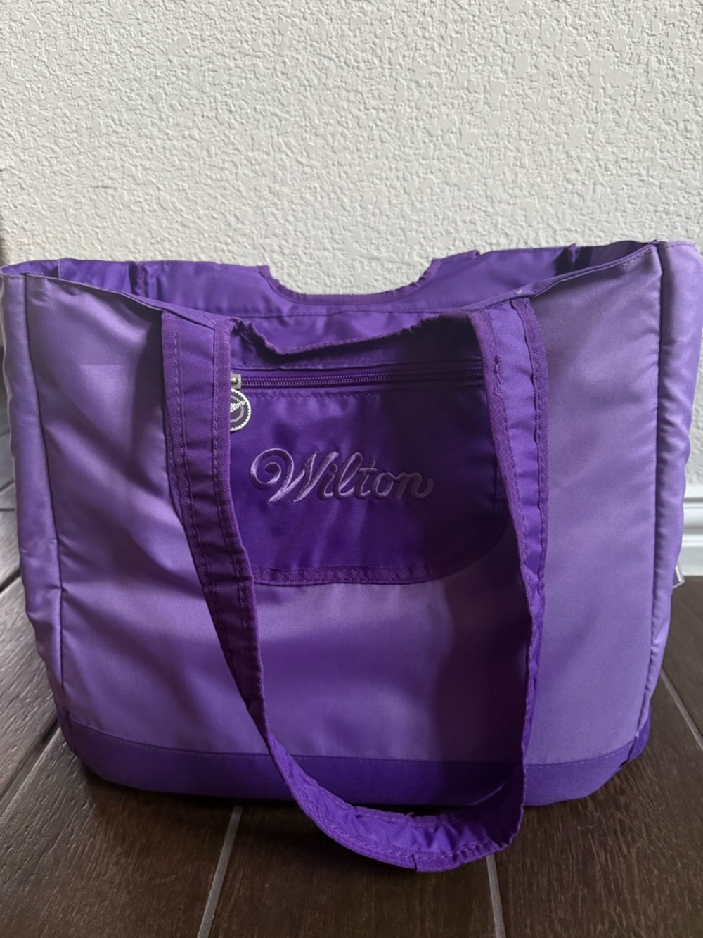 Wilton Decorate Smart Decorator Preferred Carry-All Tote